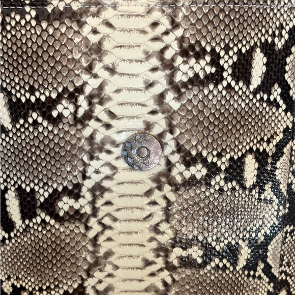 Handmade Snake Skin Shoulder Bag - Picture 11 of 14